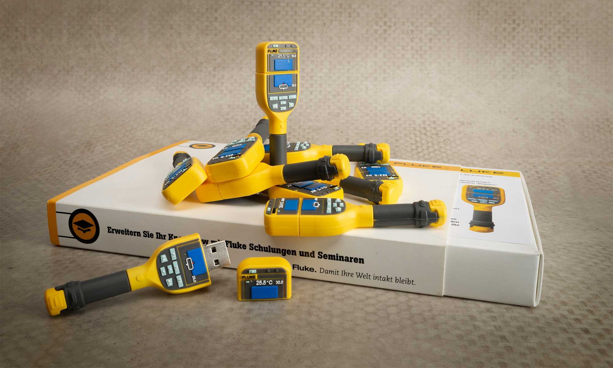 Dark Grey World - Fluke seminar boxes